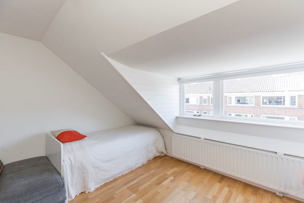 Medium property photo - Charlotte de Bourbonlaan, 3062 GH Rotterdam